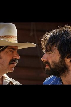 Тост из Тинселтауна (2022)